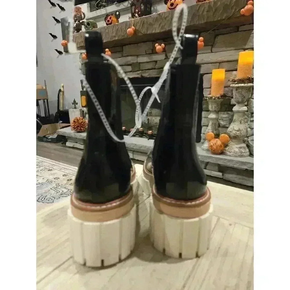 Gianni Bini Women's Black Chunky Lug Sole Ankle Booties Size 9 Grunge Goth NWT - Picture 3 of 9